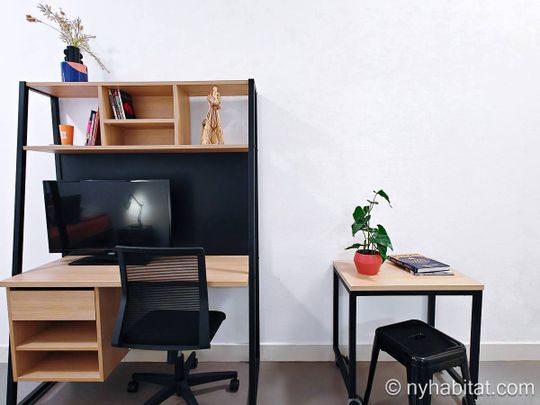 Logement à Paris, Location meublée - Studio T1 - Banlieues (PA-4947) - Photo 1