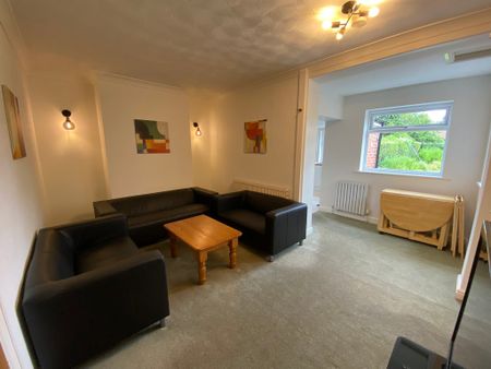 Third Avenue, Heworth - P1319 - Photo 2