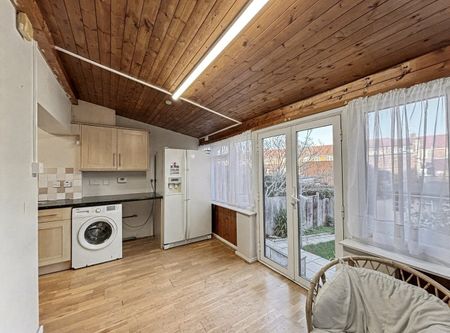 Forest Gate, London, NW9 - Photo 5