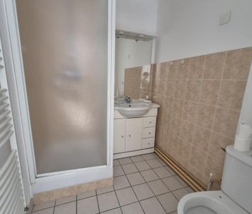 Location Appartement 2 pièces 46m² CAMBRAI 59400 - Photo 5