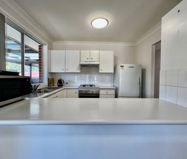 Beautiful Family Home - Photo 4