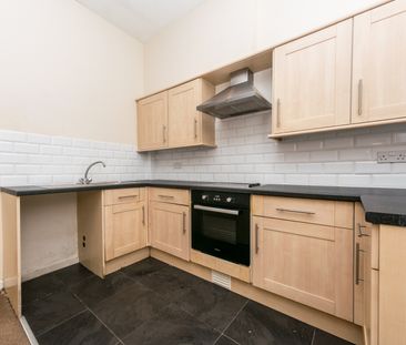 FLAT 3 4A CLOUGH STREET MORLEY LEEDS LS27 8QZ - Photo 2