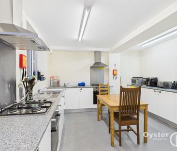 House share to rent - Photo 1