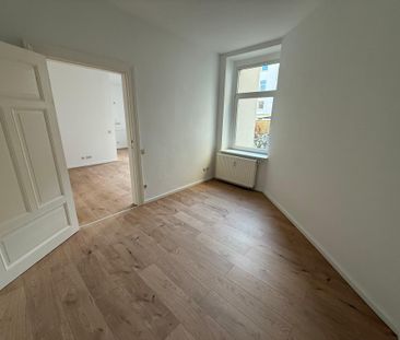 Stilvolle 2-Raum-Wohnung mit Blick ins Grüne - Photo 2