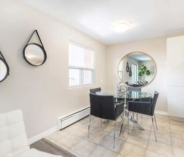 St. James Place III — 2 Bedroom - Photo 3