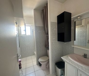 Appartement St Nazaire 1 pièce(s) 23.08 m2 - Photo 3