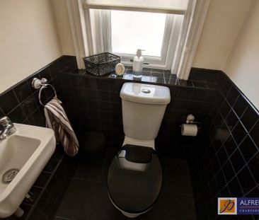 3 bedroom terraced house to rent - Photo 5