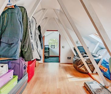 Ranmore Close, Crawley - Photo 6