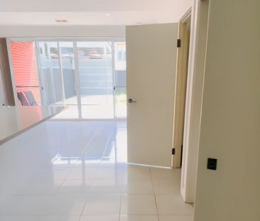 second room - Photo 4