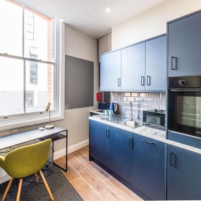 Studio to rent - Photo 1