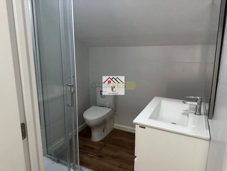 House T2 in Santo António dos Olivais, Coimbra - Photo 4