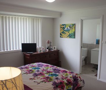 Beautiful duplex waiting for you! - Photo 3