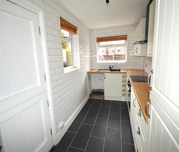 2 Bedroom Semi Detached To Let - Photo 6