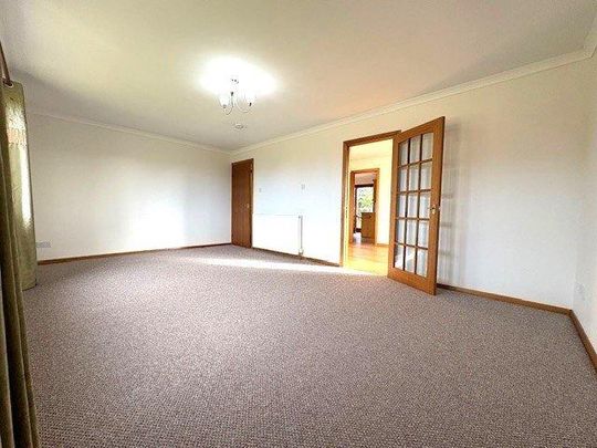 3 bedroom bungalow to rent - Photo 1