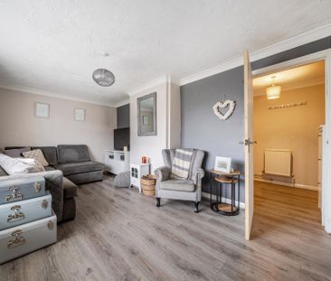 2 bedroom terraced house to rent - Photo 4