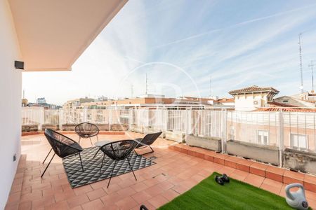 3 bedroom luxury penthouse for rent in Madrid, Spain - Photo 3