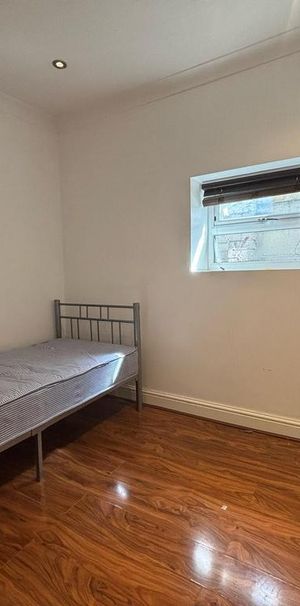 2 bedroom ground floor flat to rent - Photo 1