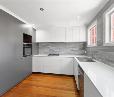 34 Coopers Lane, Kensington VIC 3031 - Photo 6