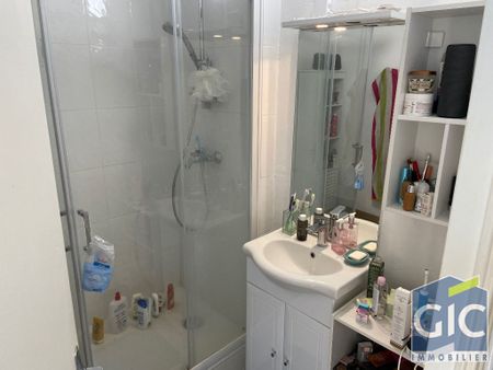 Location Appartement 2 pièces 41m² - Photo 5