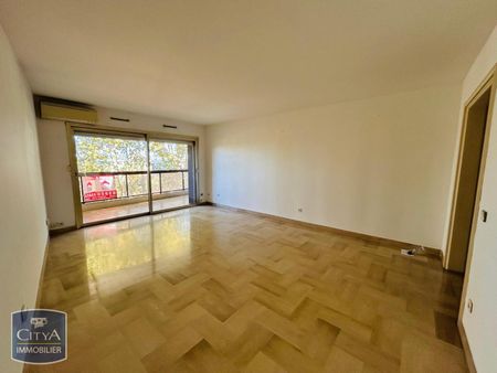 Location Appartement 3 pièces 75m² LE CANNET 06110 - Photo 2