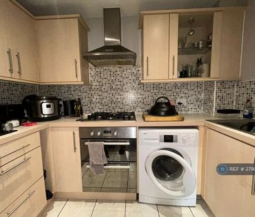 2 bedroom terraced house to rent - Photo 3