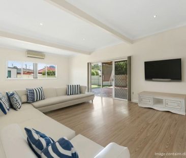 175 The Avenue Figtree NSW - Photo 2