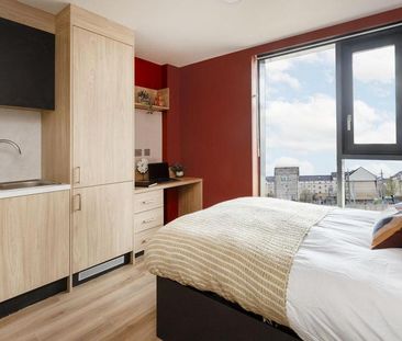 Studio to rent - Photo 2