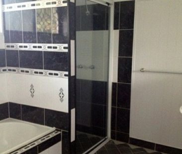 10 Fardon Street, Annandale - Photo 4