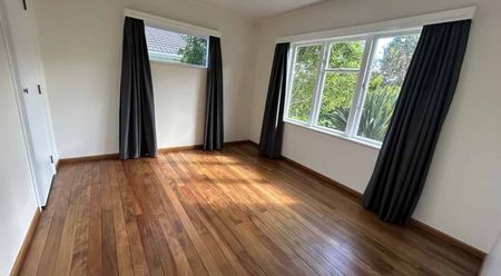 Comfort, space and charm in a great location - Photo 5