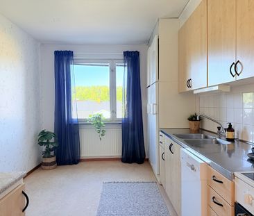 Östermalmsvägen, Finspång - Photo 2