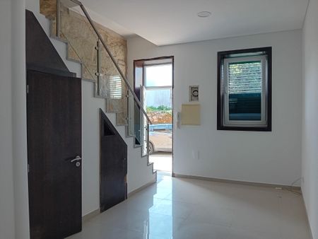 Moradia V2 c/ logradouro - (Triana- Areosa) - Photo 2