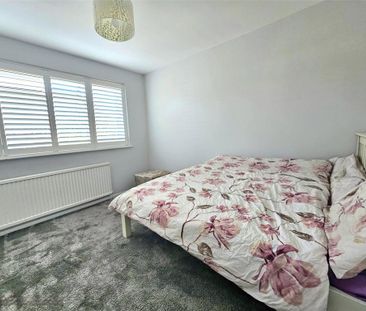 5 bedroom semi-detached house to rent - Photo 6