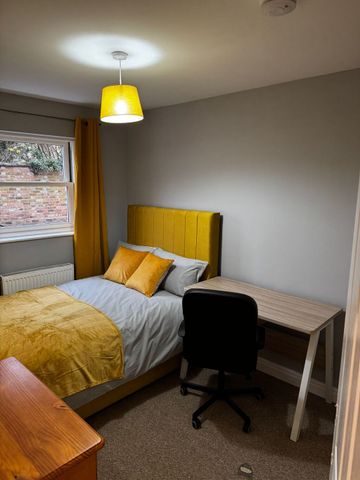 6 Bed Student Accommodation - Photo 4