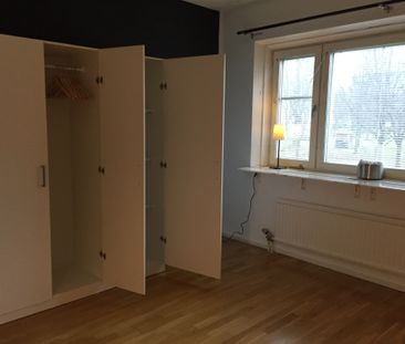 Rum uthyres/room for rent Norsborg Stockholm - Photo 2