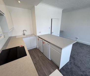 2 bedroom house to rent - Photo 3