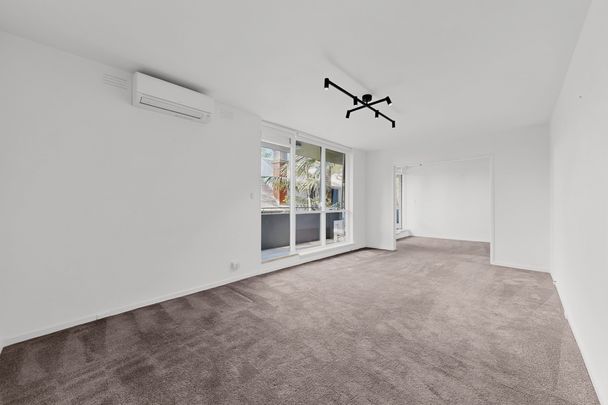 2/211 Brighton Road, Elwood VIC 3184 - Apartment For Rent | Domain - Photo 1