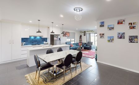 Modern Home in Southlakes Estate! - Photo 2