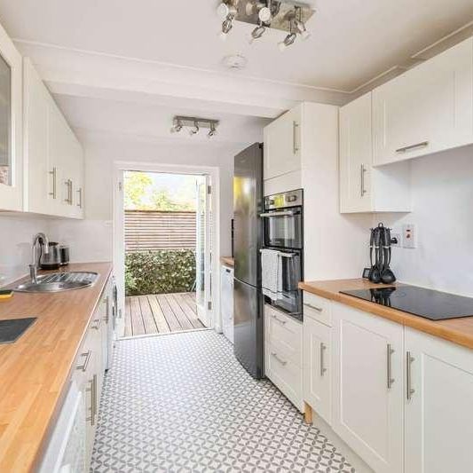 Pembroke Crescent, Hove, BN3 - Photo 1