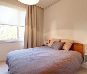 Appartement te huur in Ixelles - Photo 2