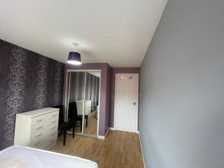 2 Bedroom Property To Rent - Photo 3