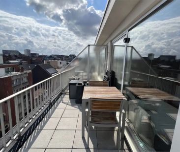 Lichtrijke, gerenoveerde studio met terras te huur in Leuven - Photo 6
