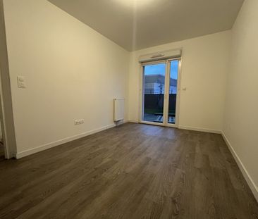 Location Appartement 3 pièces 65m² MAROMME 76150 - Photo 3