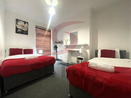 West Street, LE1, Leicester - Photo 4