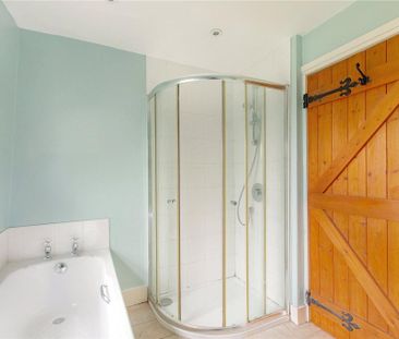 4 bedroom detached house to rent - Photo 6