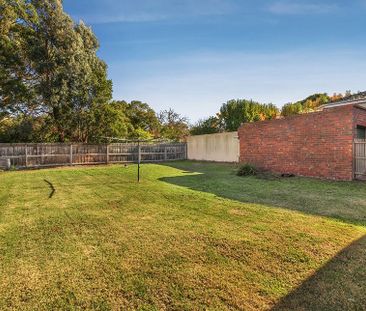 10 Lexia Street, Ashburton VIC 3147 - House For Rent | Domain - Photo 6