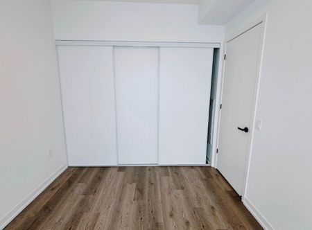 For Lease - 8 interchange Way Unit# 4211, Vaughan, Ontario - Photo 2