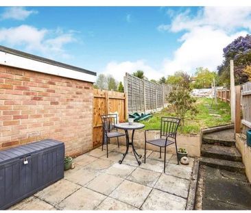 2 bedroom terraced house to rent - Photo 5