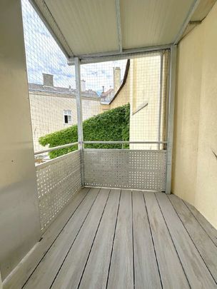 Erstklassig sanierte Altbauwohnung mit Klimaanlage und Balkon! - Foto 1