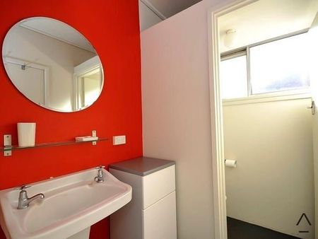 Had Enough Of Hotel Rooms? - Photo 5