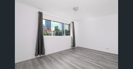 Updated and convenient - Photo 3